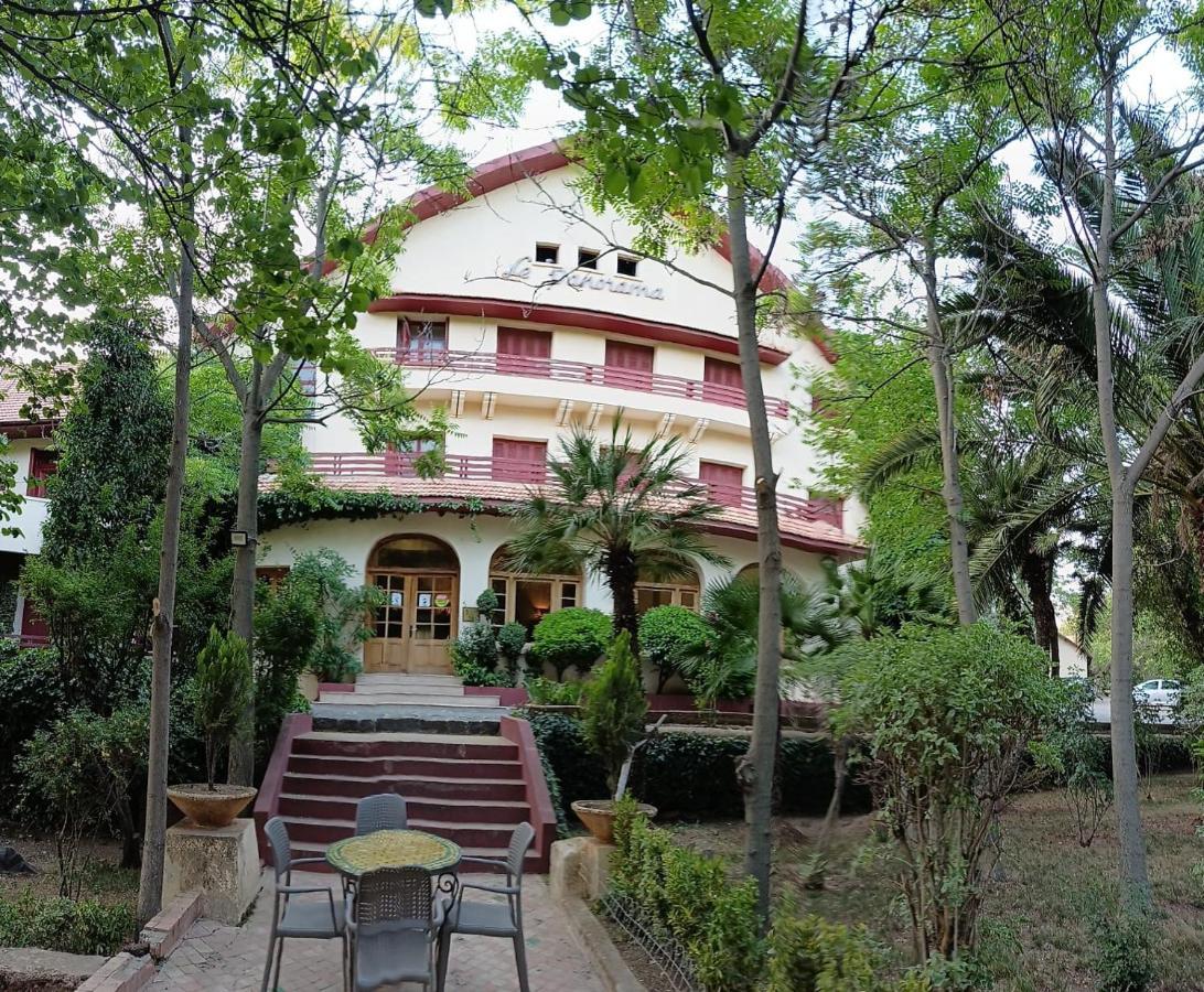 أزرو Hotel Panorama المظهر الخارجي الصورة