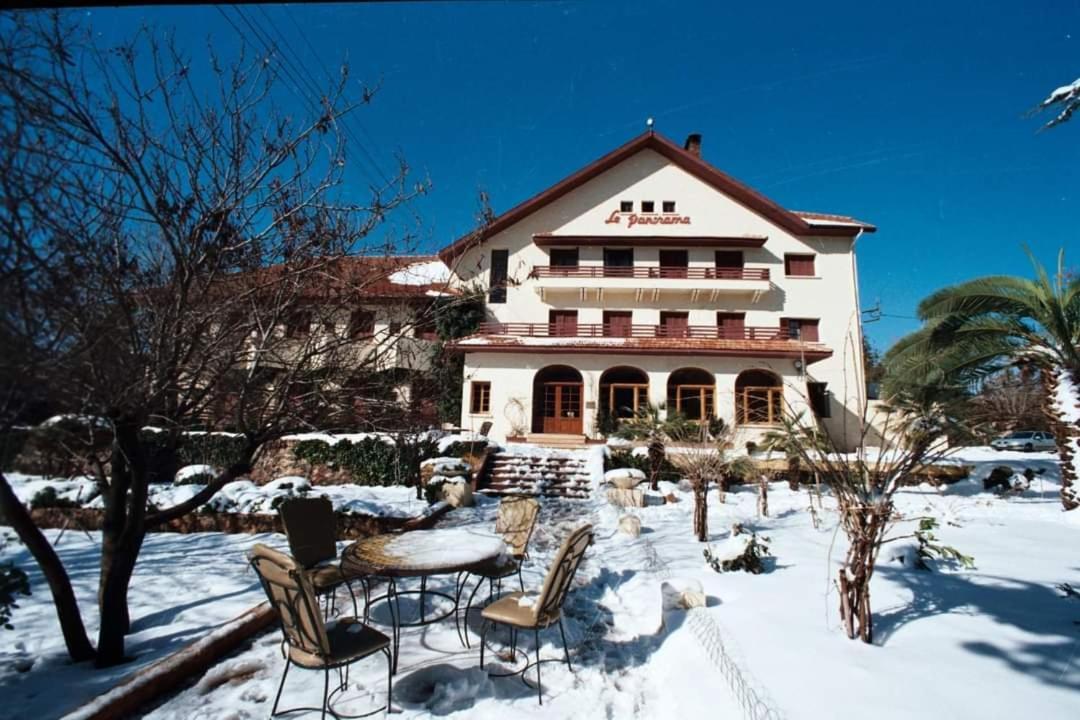 أزرو Hotel Panorama المظهر الخارجي الصورة