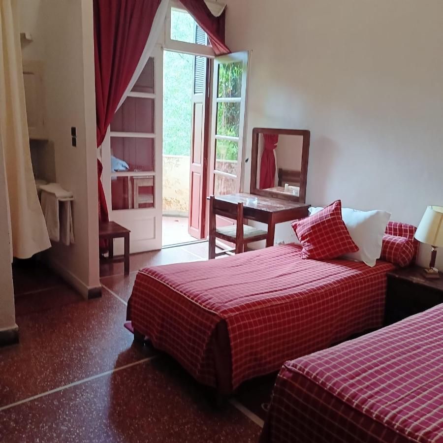 أزرو Hotel Panorama المظهر الخارجي الصورة